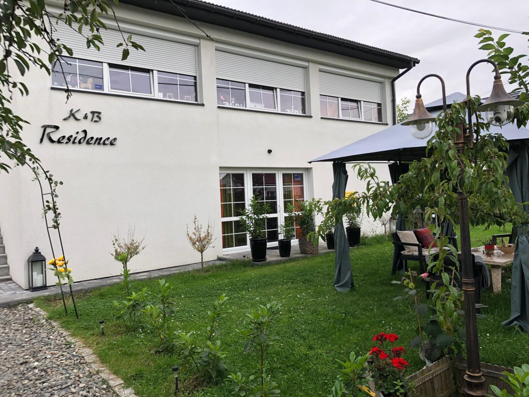 K&B Residence Jarosław Kültér fotó